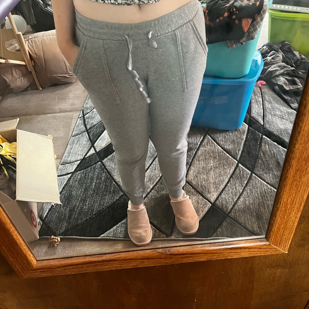 women’s grey joggers size medium